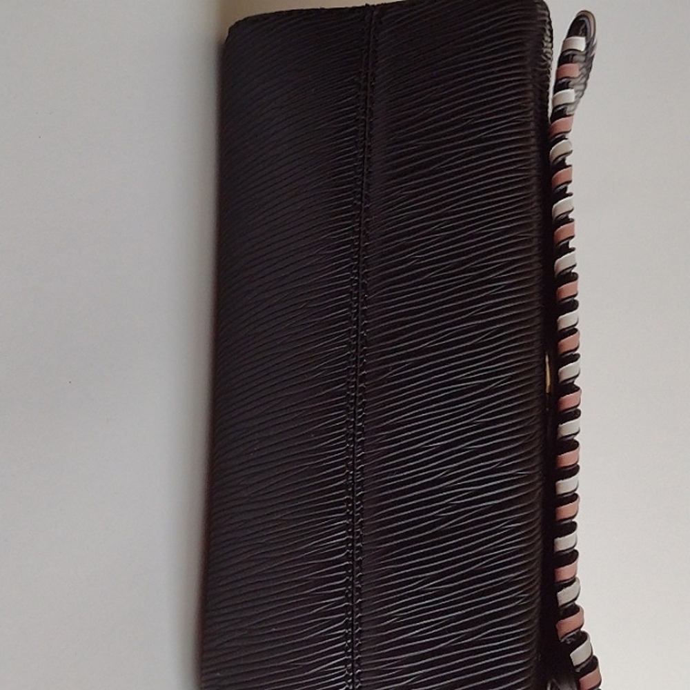 Fashion twist 2 way sling bag - Picture 8 of 12